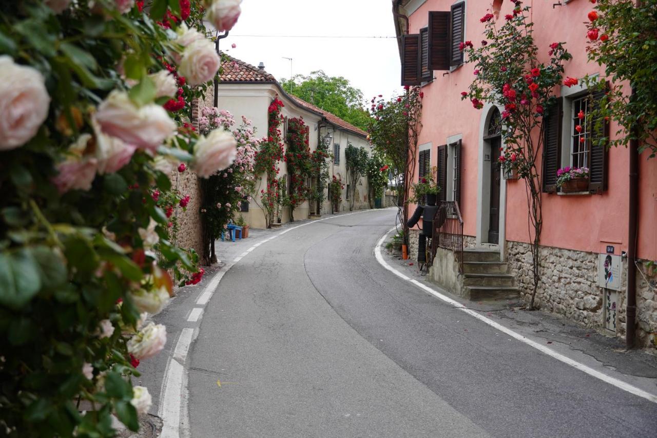 La Piazzetta Degli Artisti - Boutique B&B Bossolasco Екстер'єр фото